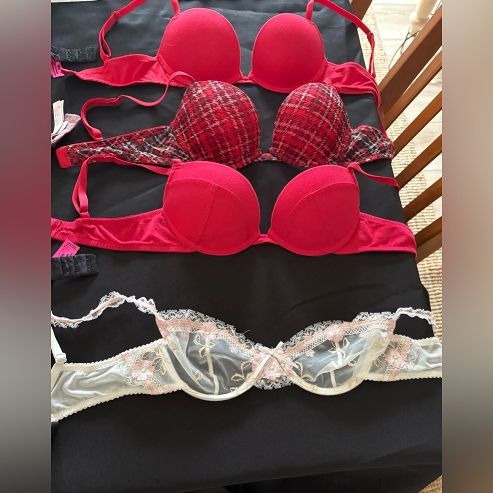 Women's Intimates Bras - Picture 3 of 3